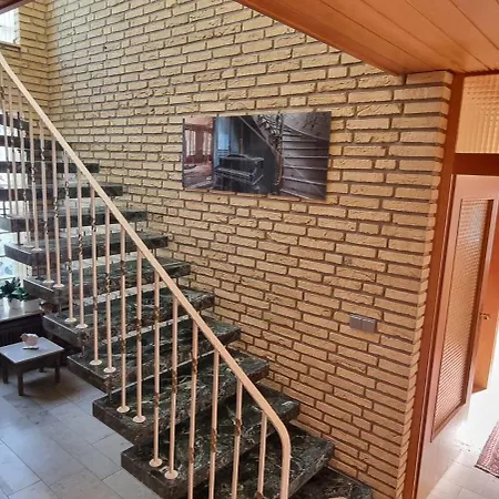 Casaba 1-110qm-3 Rooms-free Private Parking-house With Garden * هانوفر