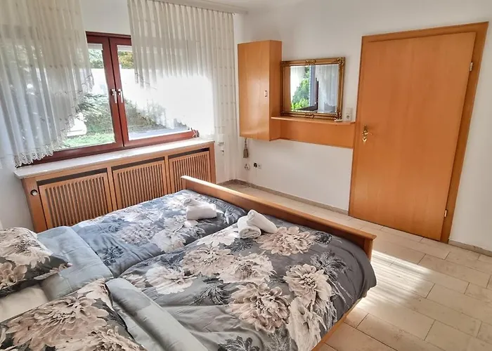 Casaba 1-110qm-3 Rooms-free Private Parking-house With Garden Ferienhaus *