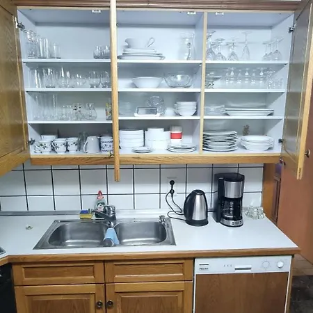 Nyaraló Casaba 1-110qm-3 Rooms-free Private Parking-house With Garden *